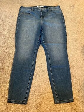 Torrid Denim Medium Wash Slim Pocket Skinny Jeans Stretch